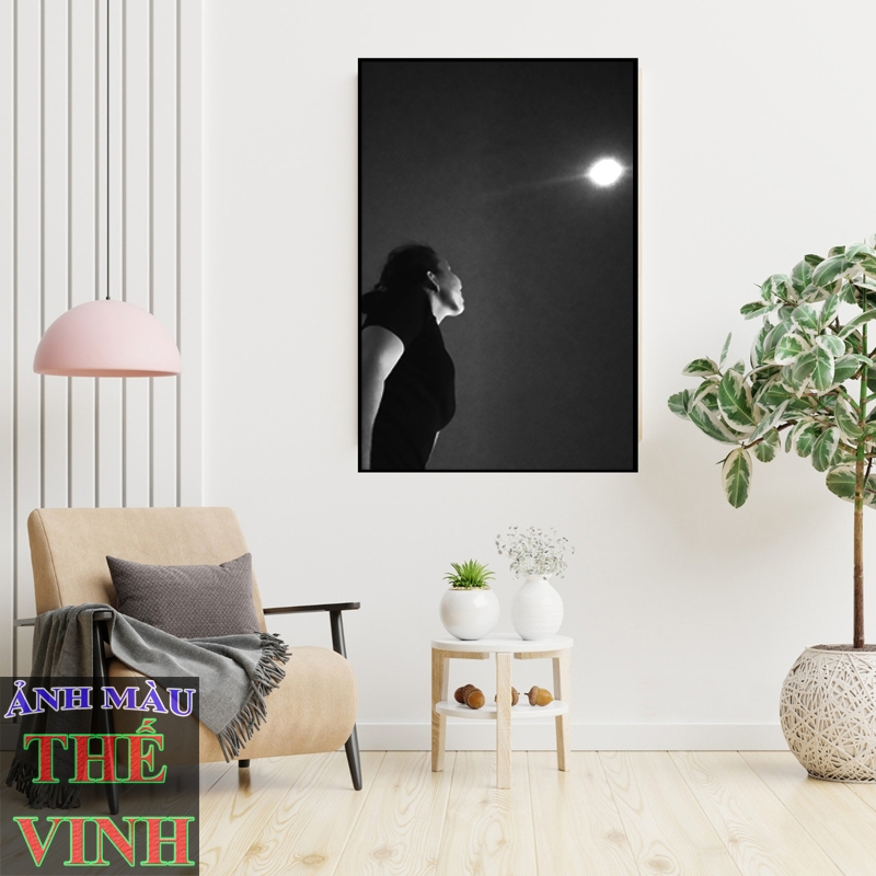 In ảnh 9x12, 10x15, 13x18 khổ bỏ Album, bỏ khung để bàn bằng máy LAB bền màu trên 50 năm.