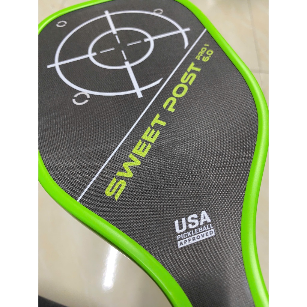 Vợt Pickleball Điểm Ngọt chính hãng Beesoul bề mặt T700 chuẩn độ nảy tăng khả năng tập luyện