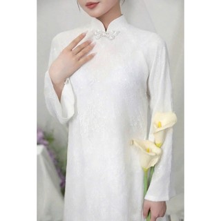 Áo dài kim sa – Lấp lánh hạnh phúc ngày đôi lứa.Tôn dáng kiêu sa, rạng ngời trong từng khoảnh khắc trọng đại.
