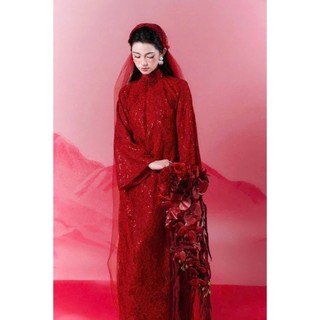Áo dài kim sa – Lấp lánh hạnh phúc ngày đôi lứa.Tôn dáng kiêu sa, rạng ngời trong từng khoảnh khắc trọng đại.