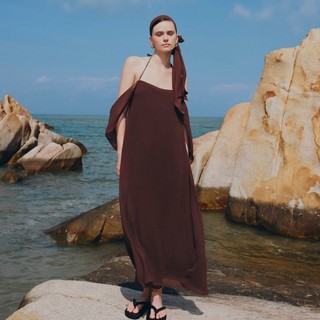 Đầm OLV suông cổ yếm dáng Maxi tay rơi kèm dây cột tóc Brown Chiffon Off Shoulder Maxi đi biển