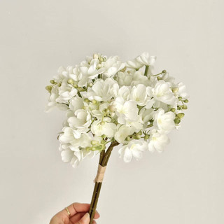 bó hoa nhài vải lụa và nụ hoa nhựa cao cấp gồm 4 cành, cao 35cm
