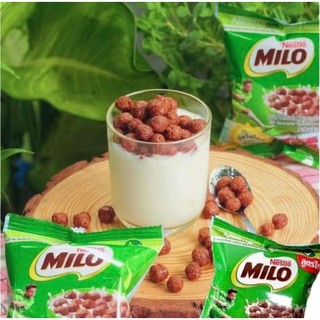 Snack Milo ngũ cốc hay bánh Milo ngũ cốc(15gr/gói).Bánh snack Milo ngũ cốc pha với sữa là điểm tâm sáng cho bé dinhdưỡng