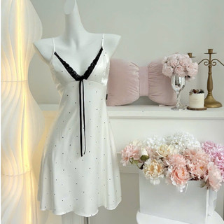 V50 Váy Ngủ Nữ Chất Lụa Latin Họa Tiết Chấm Bi Sang Trọng Kèm Đệm Phương Linh Underwear