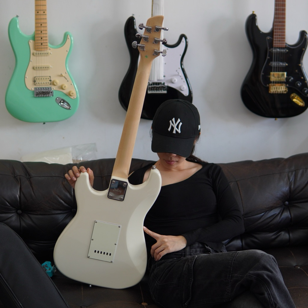 Daisy Jeny HSS strat