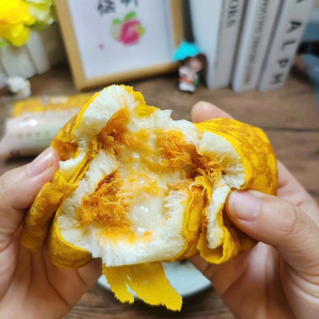 Bánh da trứng cuộn ông đầu bếp