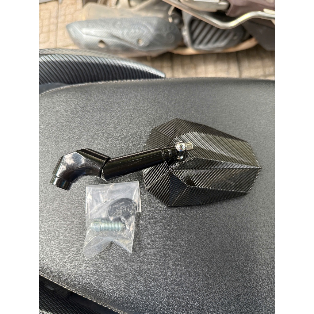 Gương Đen Chân 10 - 3D Lắp zin cho các dòng xe máy, mặt gương trong, sắc nét - Đủ tiêu chuẩn giao thông
