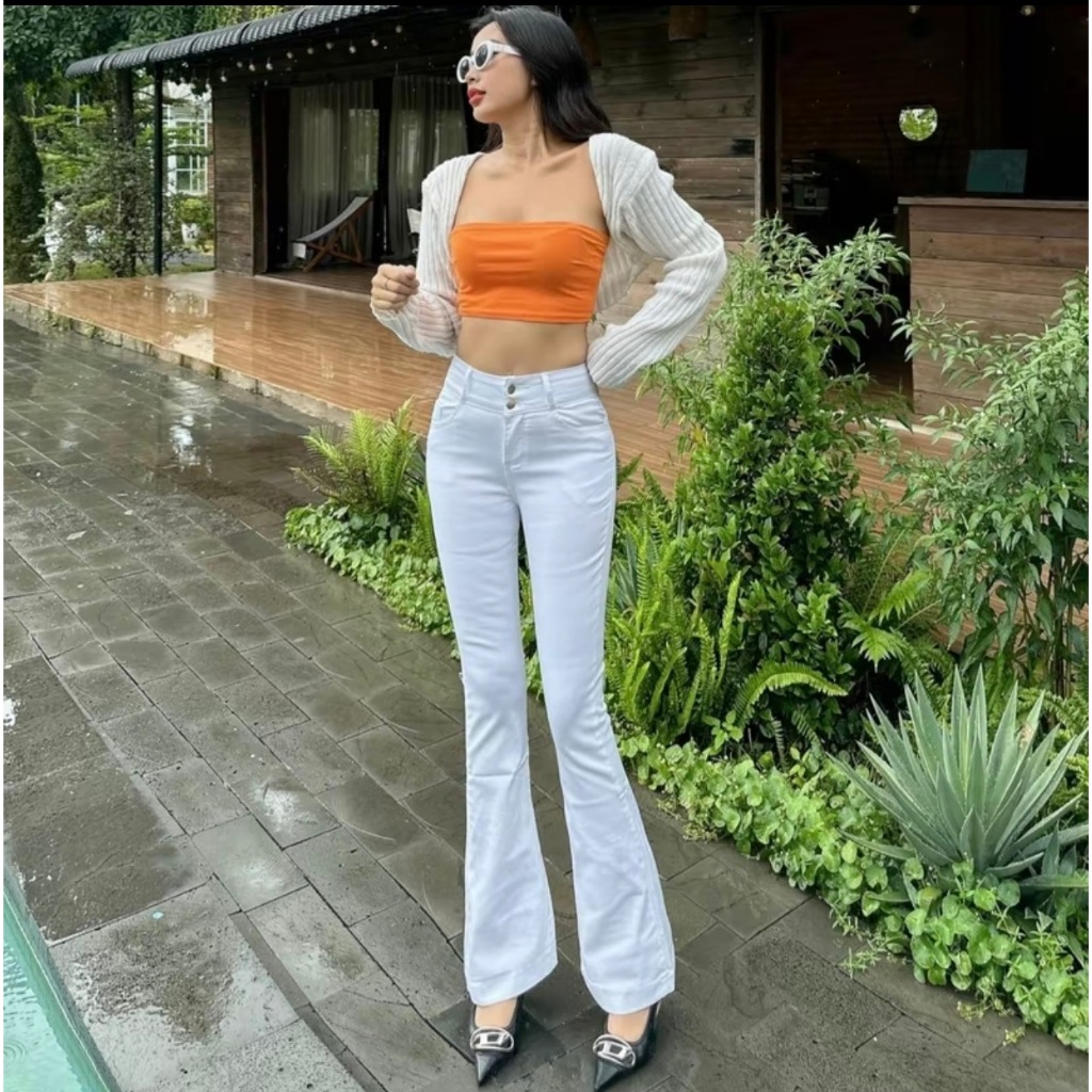 Quần Jeans Nữ Ống Loe Dài Lưng Cao 2 Nút Màu trắng đen