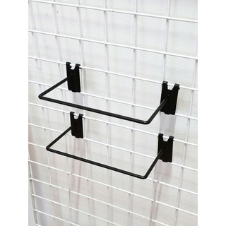 Kệ trưng bày giày thể thao cài khung lưới ô vuông <= 5cm,kích thước 10x18cm sắt sơn tĩnh điện chống gỉ