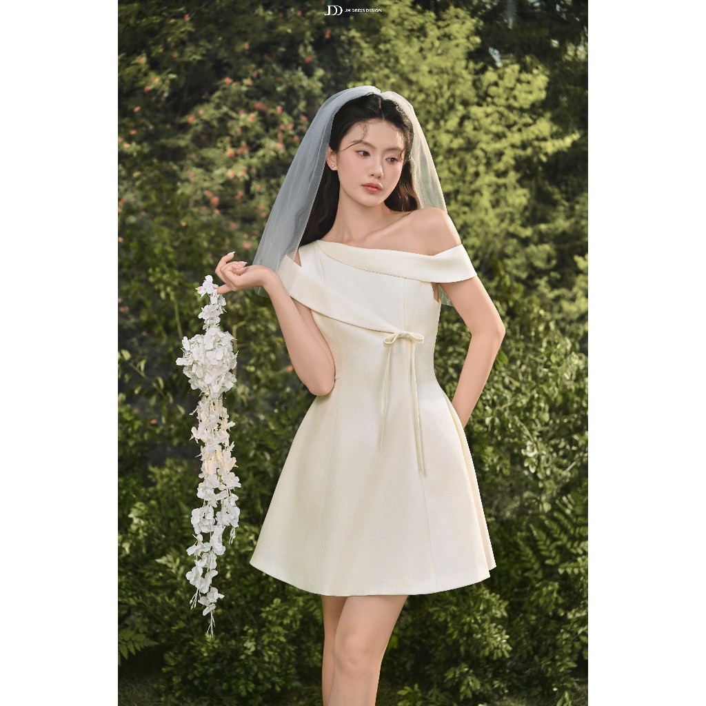 Đầm Lệch Vai Chân Đổ 1S60.2508K – Váy Ngắn Dự Tiệc, Đi Chơi, Đi Làm – Phong Cách Modern Romantic Thiết Kế Bởi JM Dress