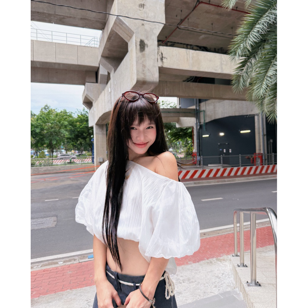 Nina Top - Remmus | Áo thiết kế lệch vai tay bồng cho nữ