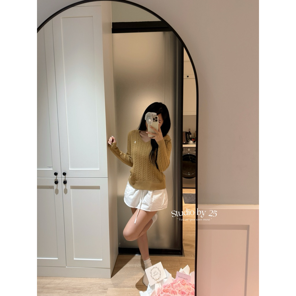 𝐬𝐭𝐮𝐝𝐢𝐨𝐛𝐲𝟐𝟓 | ÁO CỔ TIM NEW LEN THỪNG LOGO NGỰA HÀNG QC | BigBuy360 - bigbuy360.vn