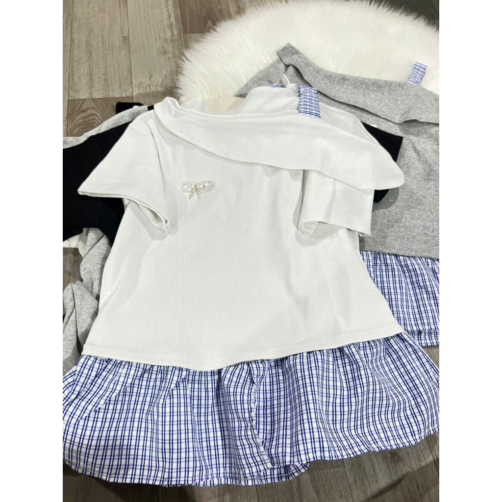 [TẶNG CHAM NƠ ĐÁ]Áo thun trễ vai kẻ sọc phong cách Hàn Quốc dành cho nữ, Áo thun ngắn tay mẫu mới hottrend 2025