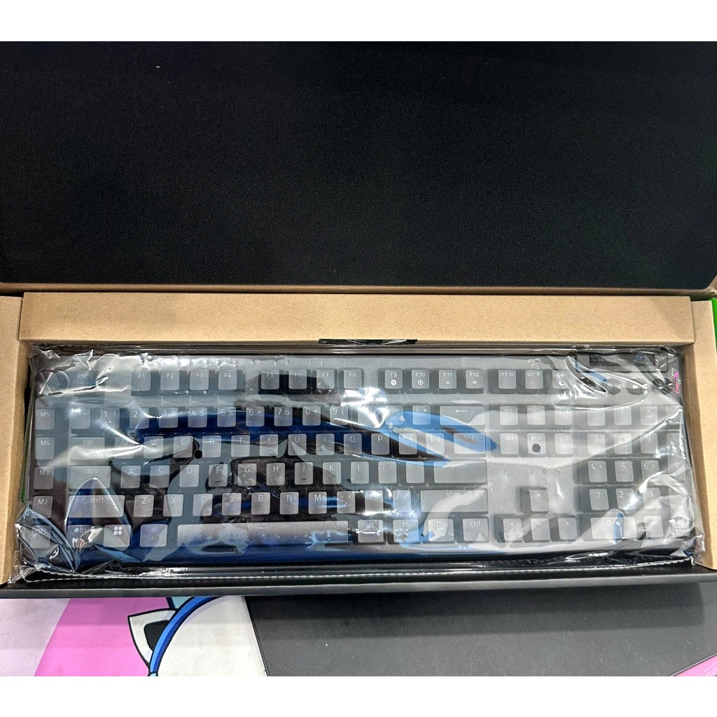 Bàn phím cơ Razer BlackWidow V4 Pro RGB Razer Switch Green , new 100% , giá rẻ nhất shoppe | BigBuy360 - bigbuy360.vn
