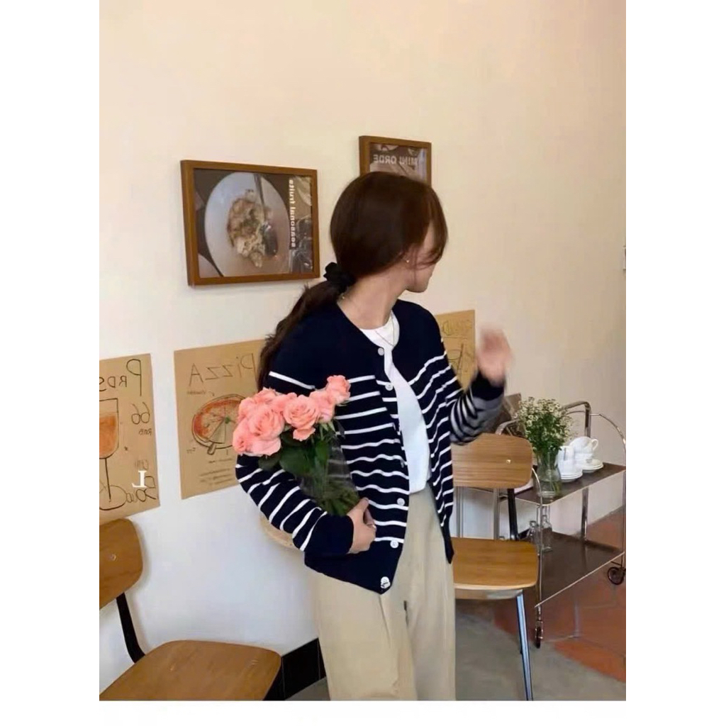 [NEW 2025] Áo Cardigan len dệt kim hoạ tiết kẻ ngang 2 màu QC 5201