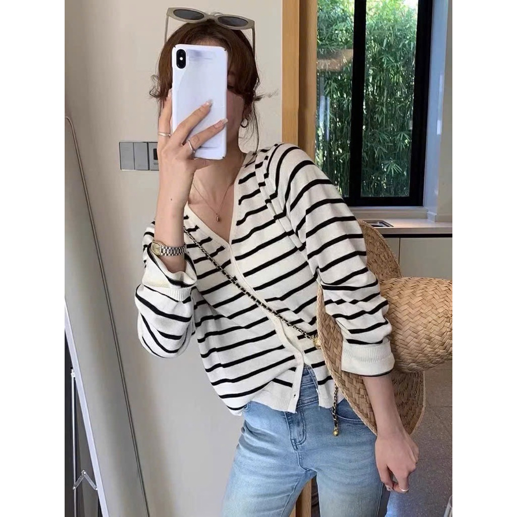 [NEW/SẴN] Áo Cardigan len cổ tim cúc cài 6 màu hàng QC 8811