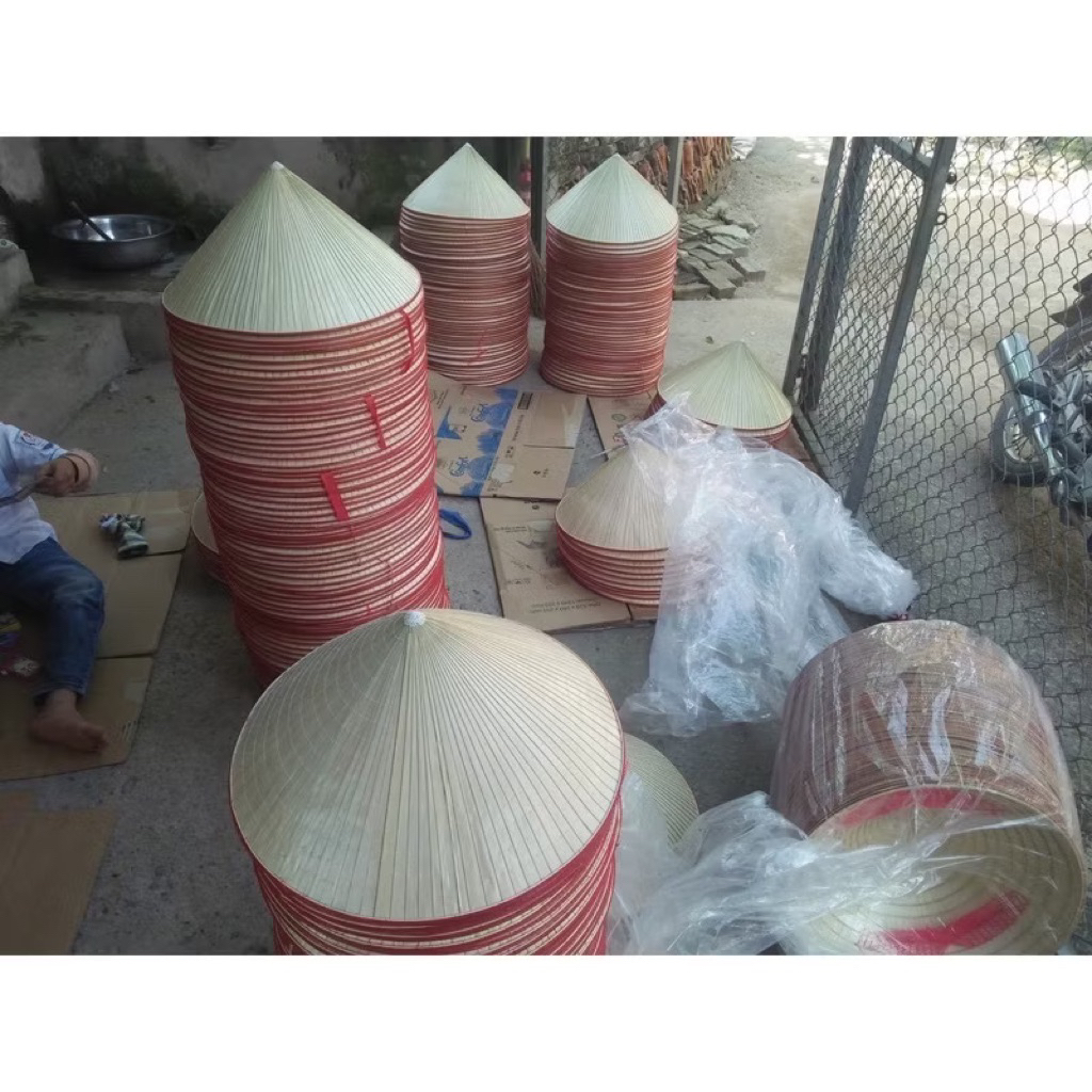( Hỏa Tốc Hà Nội - Ship Tỉnh)Nón lá già, Nón lá trang trí , Nón người lớn đội đẹp , Nón cho bé đội chụp ảnh