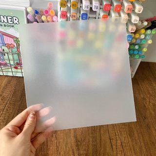 Tấm Lót Chống Thấm Khi Tô Màu, Tấm Lót Mica Sần Mờ Khổ A4 A5