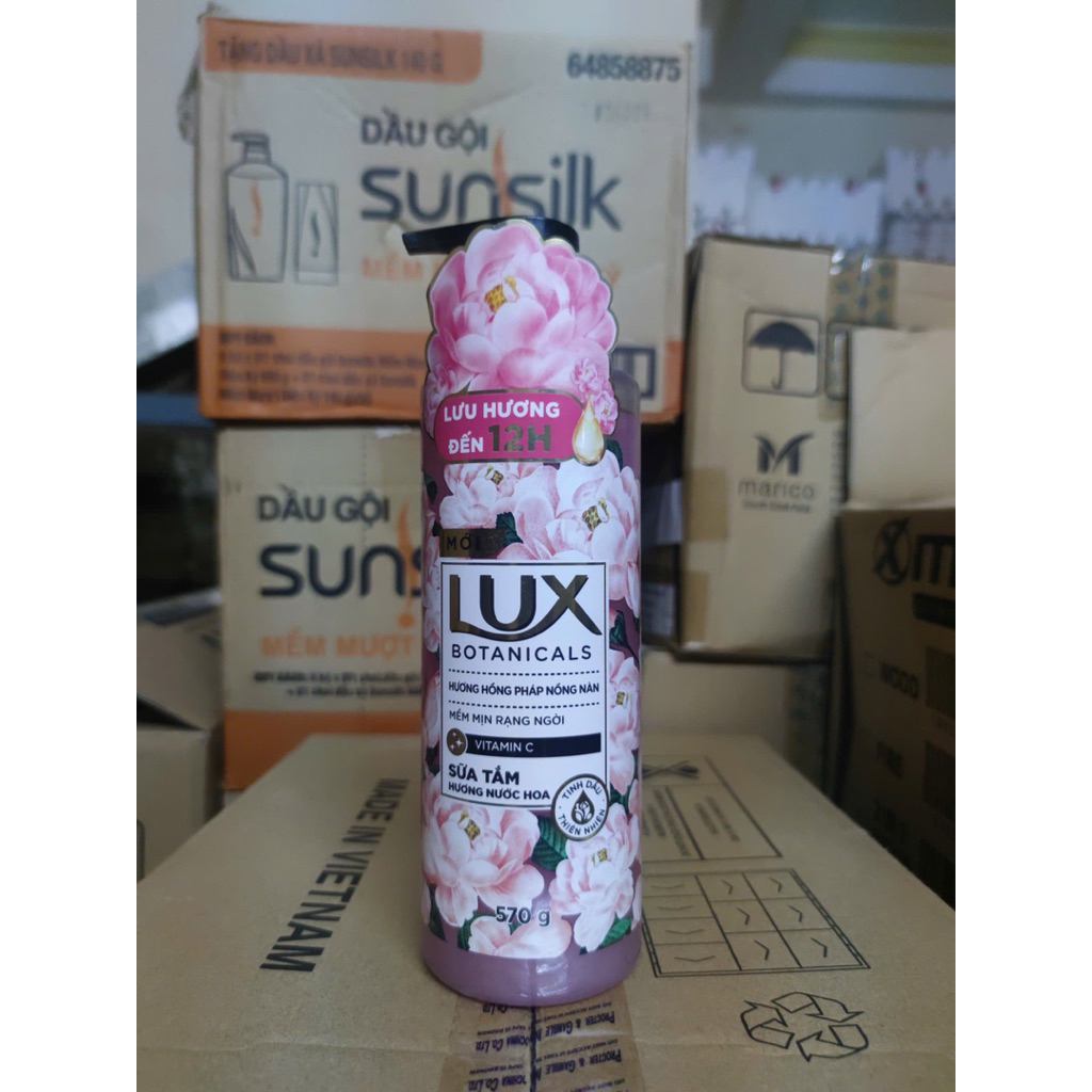 Sữa Tắm Lux Hương Nước Hoa Cao Cấp Sáng Mịn Rạng Ngời 570G