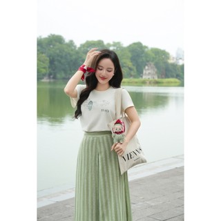 Áo Thun Dáng Suông Tay Ngắn In Hình Sài Gòn Hà Nội, Áo Phông Nữ Cotton VIEN TRAN V61S25H038 (Tặng hộp, sticker)