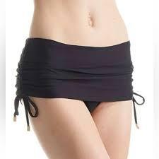 Váy bơi đi biển  buộc dây bên hông nhún bèo có lót quần bên trong hàng VNXK