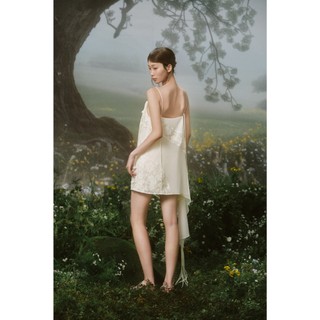 Đầm dây OLV cổ V lệch tà quyến rũ Cream Butterfly Strappy Dress họa tiết bướm phù hợp đi tiệc