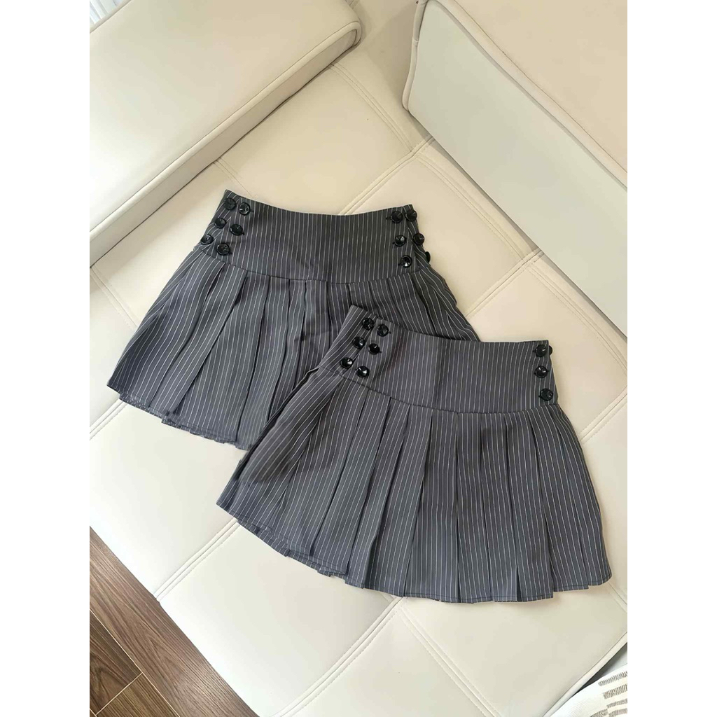 Váy Kẻ Xếp Ly Dáng Ngắn Phối Khuy Chất Đẹp Dày dặn - Thảo.Clothing