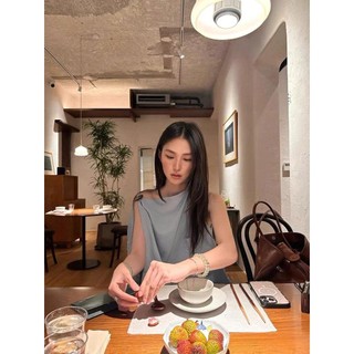 𝗕𝗮𝗹𝗶 𝗟𝗶𝗻𝗲𝗻- | LY LINEN | Áo linen nút gỗ lệch vai