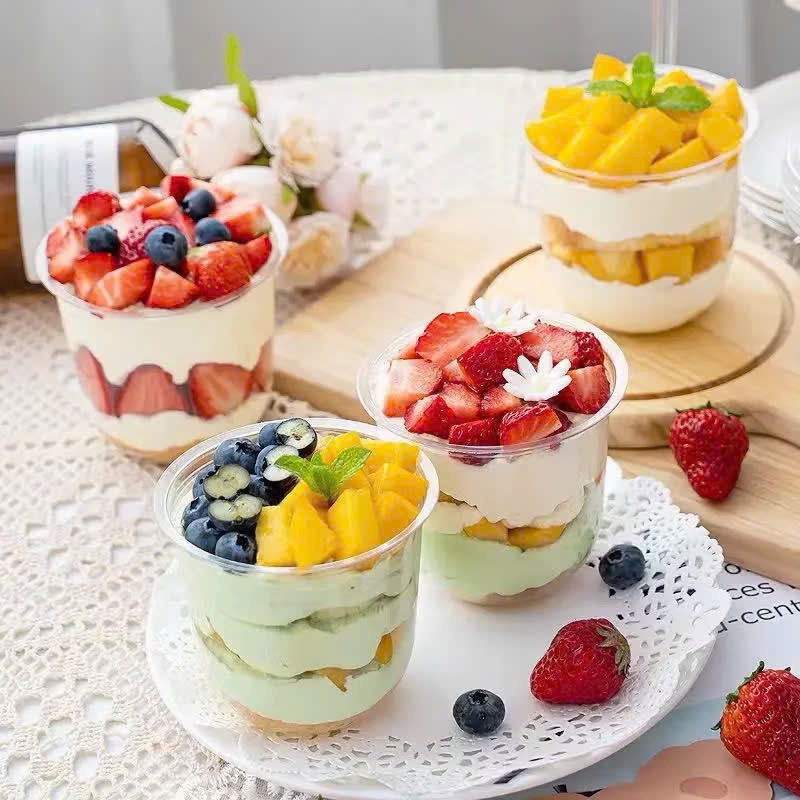 50 Ly nhựa - Cốc nhựa chữ U đáy bầu , dùng 1 lần, giá rẻ, đựng được nóng-lạnh, cà phê, trà sữa, trà trái cây