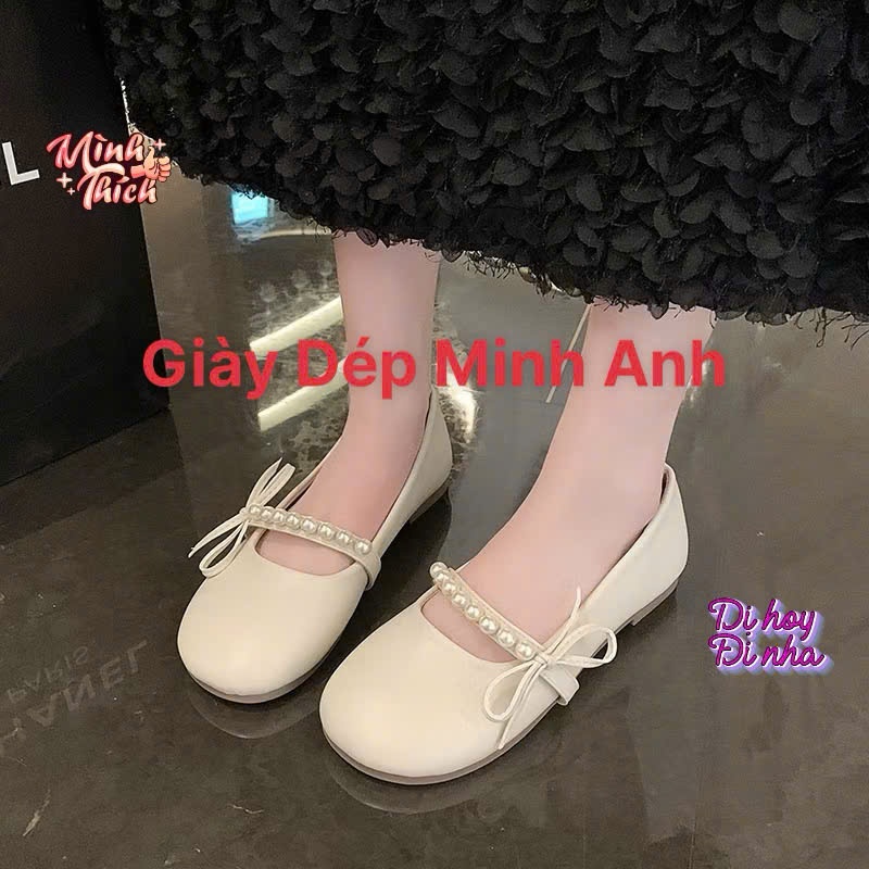 Sục Nữ Quai Đính Ngọc Và Nơ Cực Dễ Thương Chất Liệu Cao Su Mềm Đế Bệt Mẫu Hot 2025