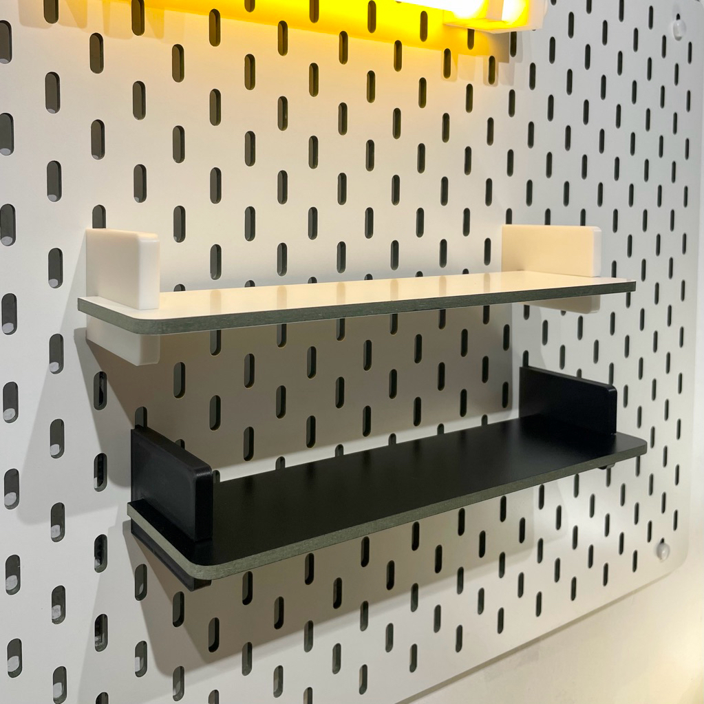 Kệ Gỗ Chữ U Có Vách Cho Bảng Pegboard (Kèm chân đỡ) | Phụ Kiện Pegboard Đa Nă