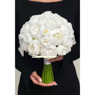 Bó hoa cưới cầm tay cô dâu mẫu đơn Peony 12