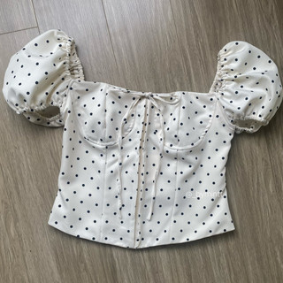 MARI CHẤM BI | Áo trễ vai phối ren, tay bồng, lưng chun chất KATE SILK | ByMintt