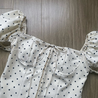 MARI CHẤM BI | Áo trễ vai phối ren, tay bồng, lưng chun chất KATE SILK | ByMintt