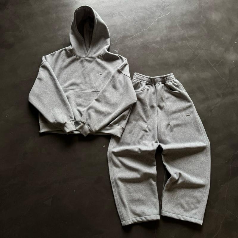 CORE HOODIE - Áo hoodie cotton Premium 400GSM Whose Studio | BigBuy360 - bigbuy360.vn