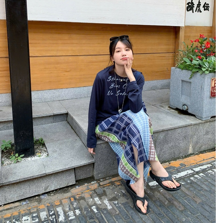 MẪU MỚI Áo thun nữ tay dài Trắng in chữ JULY FASHION, Áo thun dài tay dáng rộng, chất thun xượt mềm mịn, không xù lông