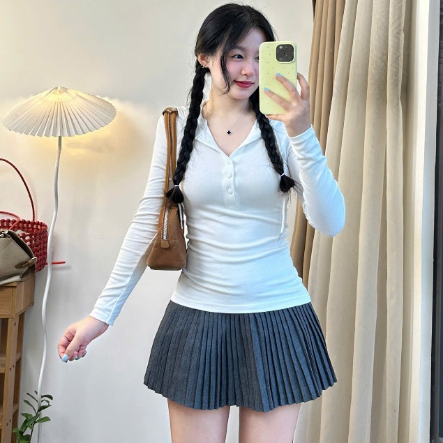 Áo thun nữ dài tay phối cúc thiết kế mũ cá tính ôm eo tôn dáng Joolate 432 P5K2