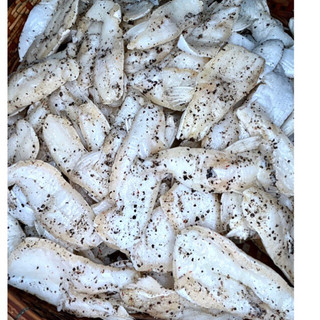 ỨC MỠ KHÔ DỨA VỊ TIU TỎI 500G(Tặng kèm mắm me)