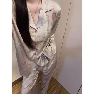Bộ ngủ lụa kitty xám dài tay