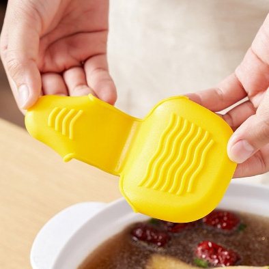 DỤNG CỤ BẮC NỒI SILICON NHẬT BẢN – AN TOÀN, CHỐNG NÓNG, TIỆN LỢI 1204