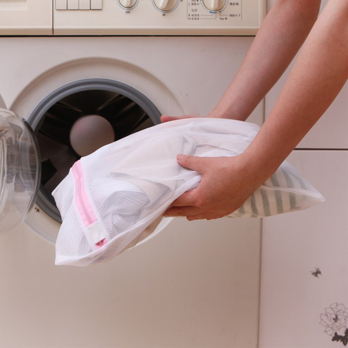 TÚI GIẶT QUẦN ÁO LƯỚI KHÓA KÉO NHẬT BẢN – BẢO VỆ QUẦN ÁO NHƯ MỚI 303