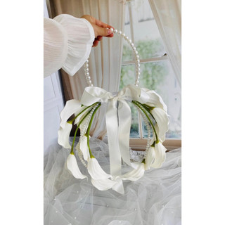 bó hoa cưới cầm tay cô dâu Rum Pearl R123