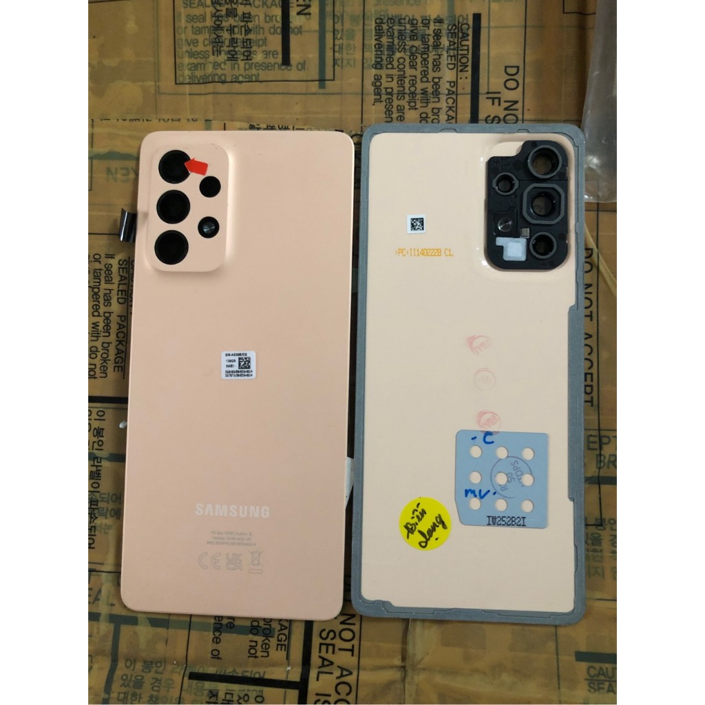 nắp lưng samsung a53 zin đủ kính camera