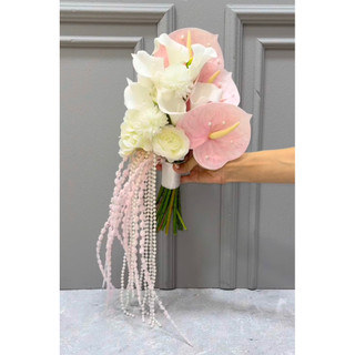 bó hoa cưới cầm tay cô dâu mix Hồng trắng Hồng môn