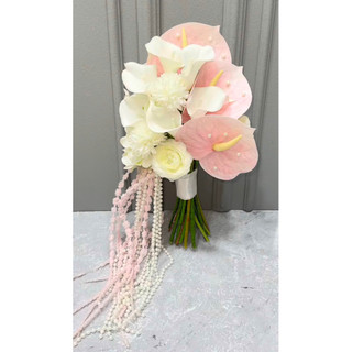bó hoa cưới cầm tay cô dâu mix Hồng trắng Hồng môn