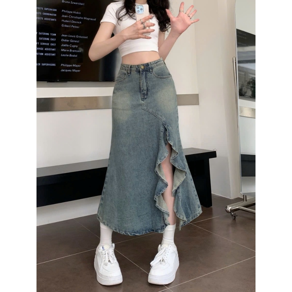 Chân váy jeans dáng dài xẻ tà lệch, viền bèo nữ tính phong cánh Hàn Quốc, co giãn, mặc được 4 mùa