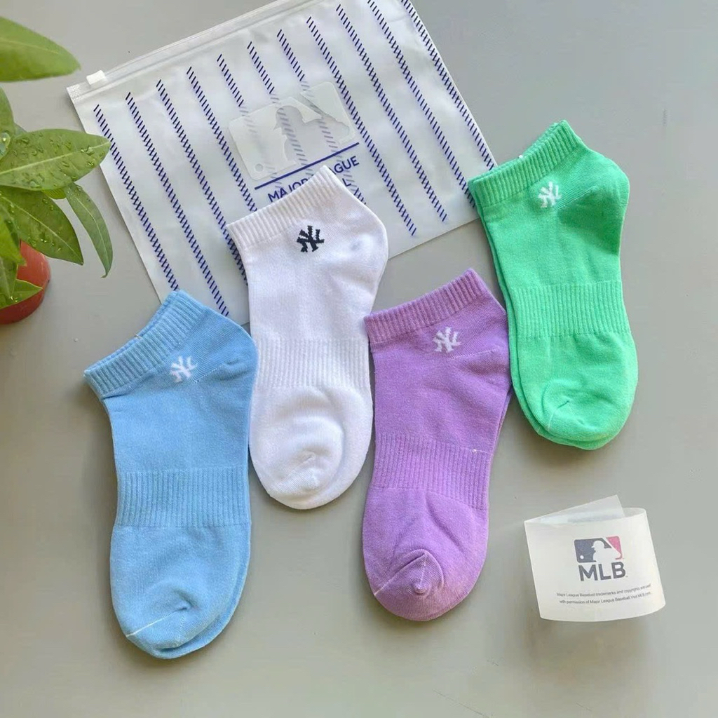 Túi 4 đôi tất ny cổ ngăn mẫu mới