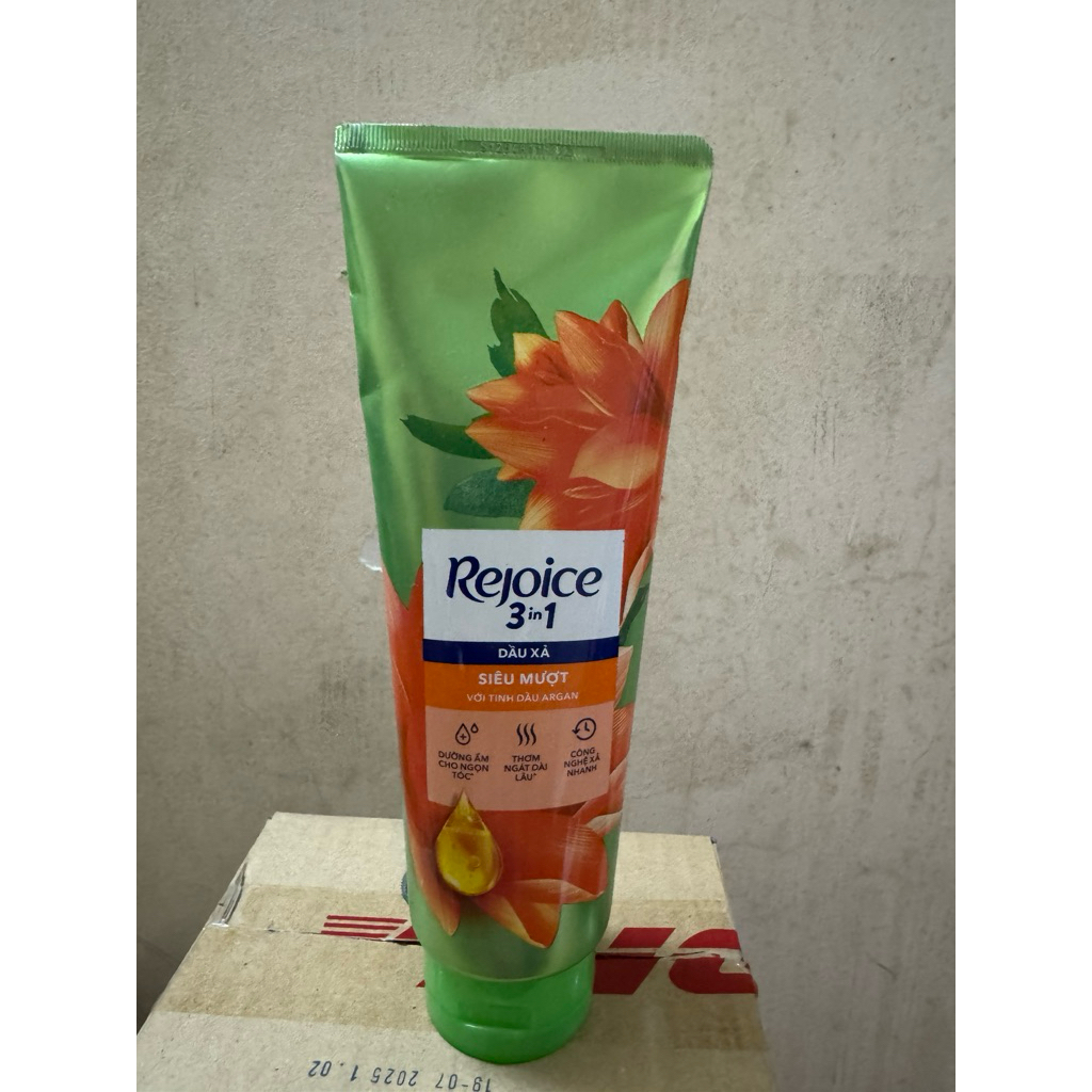 Dầu xả Rejoice siêu mượt 320ml ( mẫu mới )