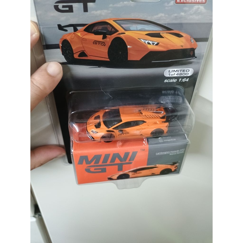 XE MÔ HÌNH LAMBORGHINI HURACAN STO orange