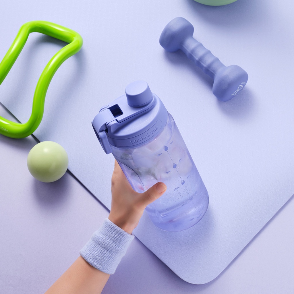 Bình nước nhựa LocknLock Active Large Bottle HAP941 (1.5L) có tay cầm, vạch chia dung tích - K-MALL